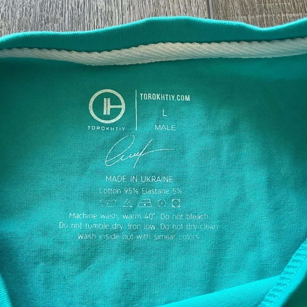Torokhtiy Warm Body Cold Mind Tee in Turquoise - Picture 2 of 5